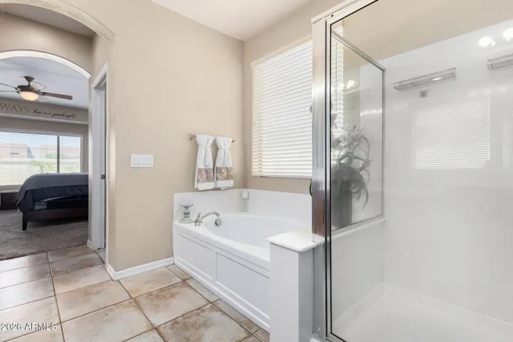 Spacious shower and soaking tub! Time to RELAX!!!