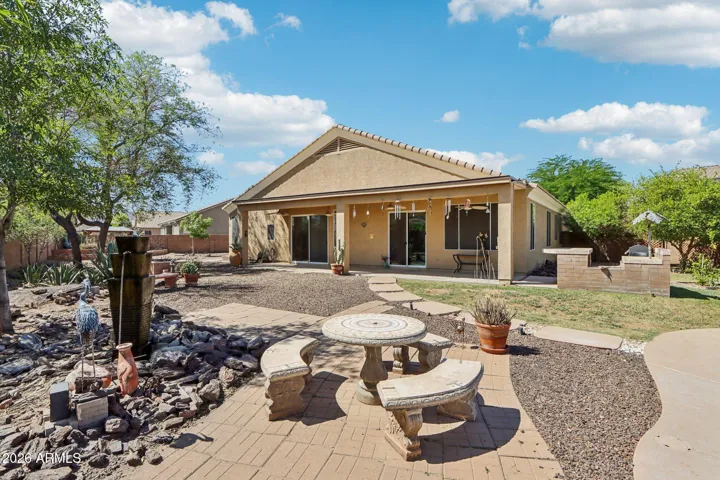 additional seating space in backyard
