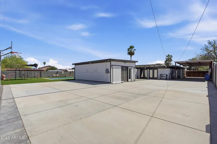 room for your RV or boat!