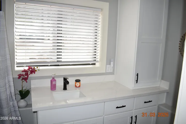 Main bathroom