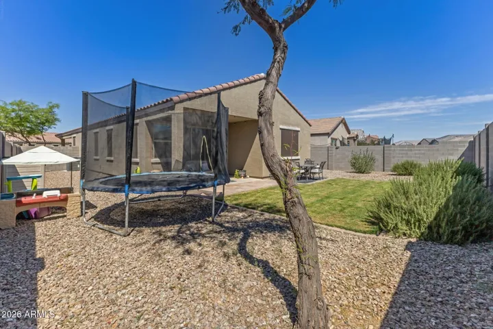 Large landscaped back yard