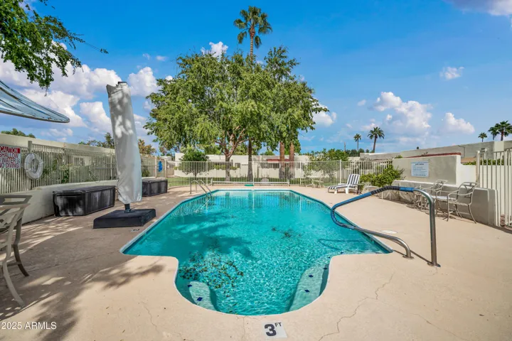 Community pool