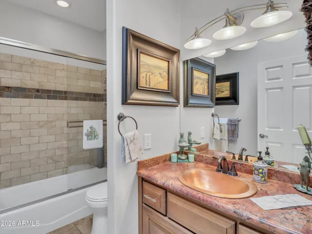 Full bath with skylight