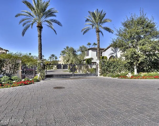 Villas Entry Gate