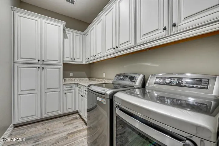Large Laundry Room