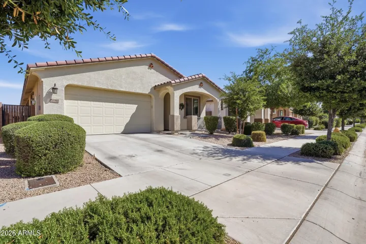 Built in 2020 this Taylor Morrison is home ready for it's new owners