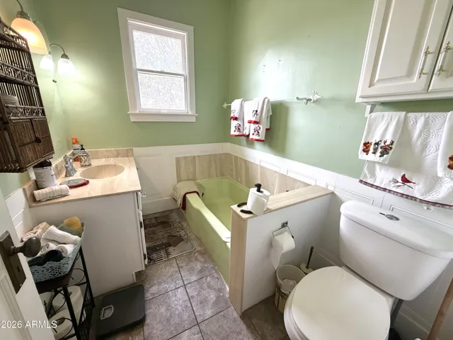Guest bath
