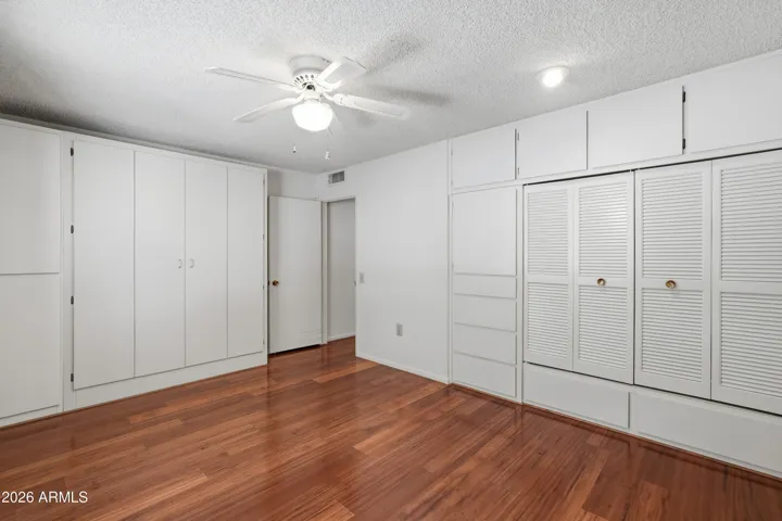 Murphy Bed in Guest Bedroom
