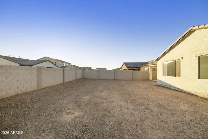 MAKE THE MOST OF YOUR LARGE BACK YARD WITH LOTS OF ROOM FOR ENTERTAINING!