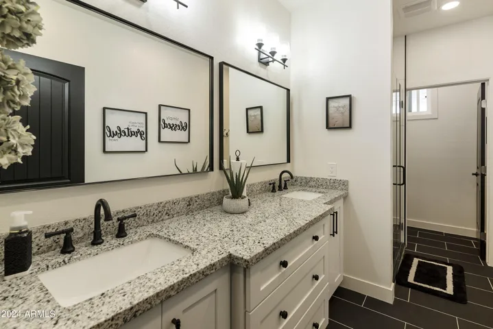 Guest House Bath