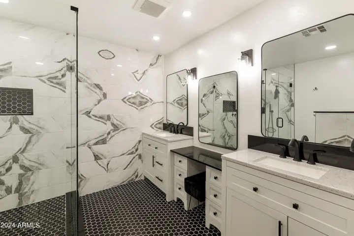 Master Bedroom Bath