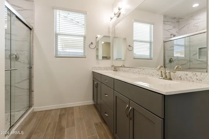 PHOTOS ARE OF ANOTHER HOME OF THE SAME PLAN. SEE HOME SELECTION PHOTO.