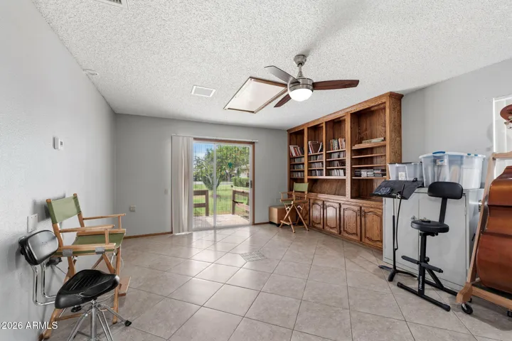OPEN BONUS ROOM HAS SKYLIGHT & BACK YARD ACCESS