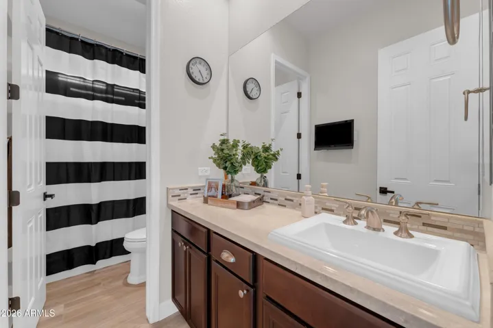 Separate Shower/Tub and Toilet Room