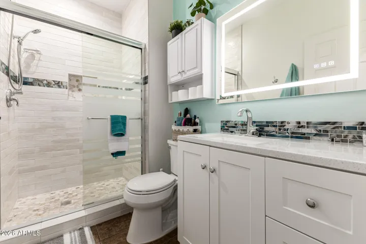 Downstairs full bathroom