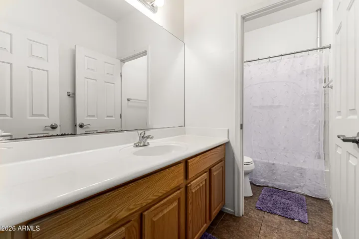 Upstairs hall bathroom