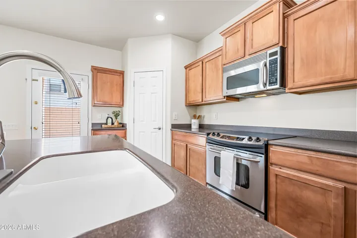 Island sink workstation