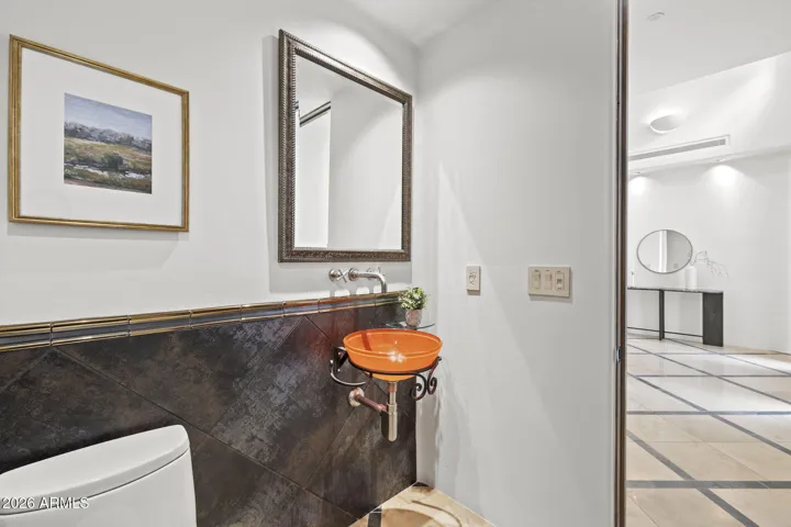 FRONT ENTRY POWDER ROOM