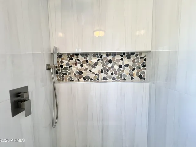 MASTER SHOWER
