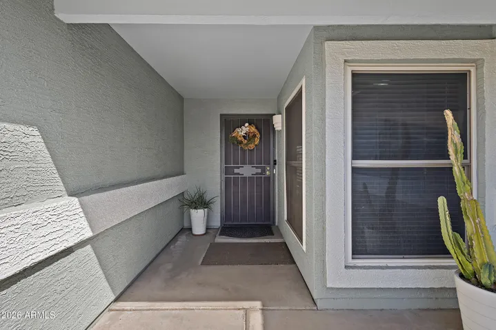 Inviting front entry