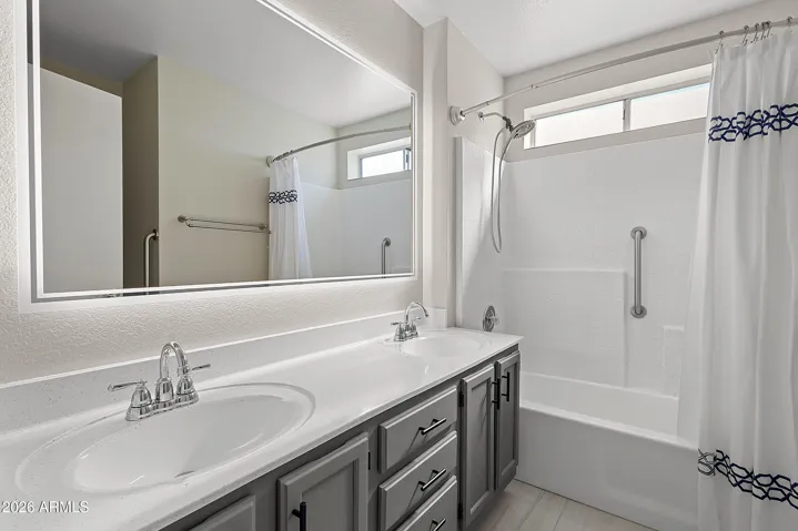 Dual-sink guest bathroom