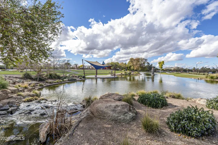 Community Lakes