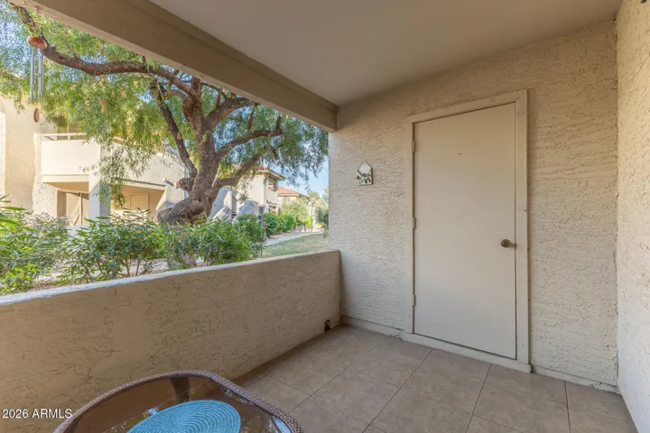 Beautiful Spacious Relaxing Patio with Mountain views and Large Storage uint