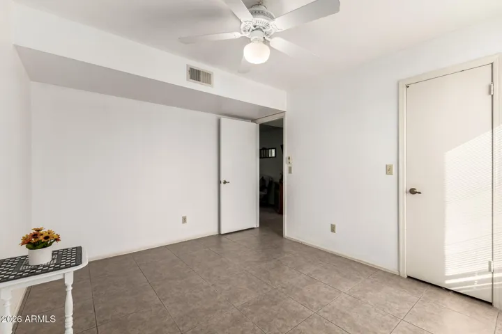 Large 2nd Bedroom with Large walk in Closet