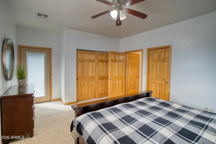 Bedroom 4 Closet