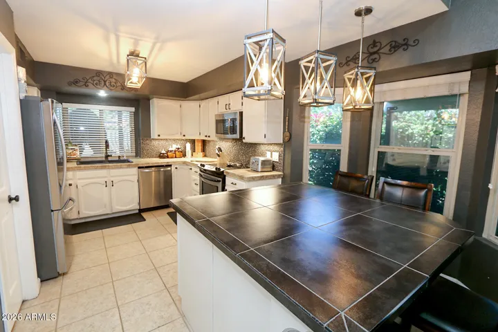 Under Cabinet lighting.