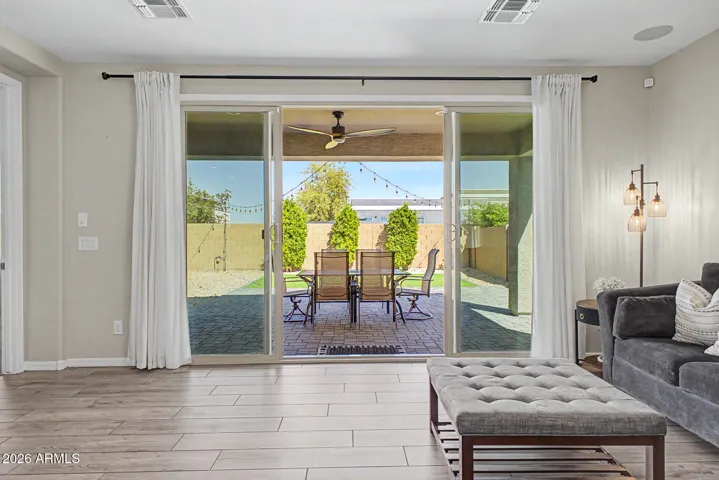 LARGE SLIDER FOR INDOOR/ OUTDOOR LIVING