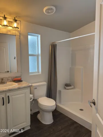 2nd bathroom