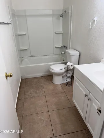 HALL BATH1