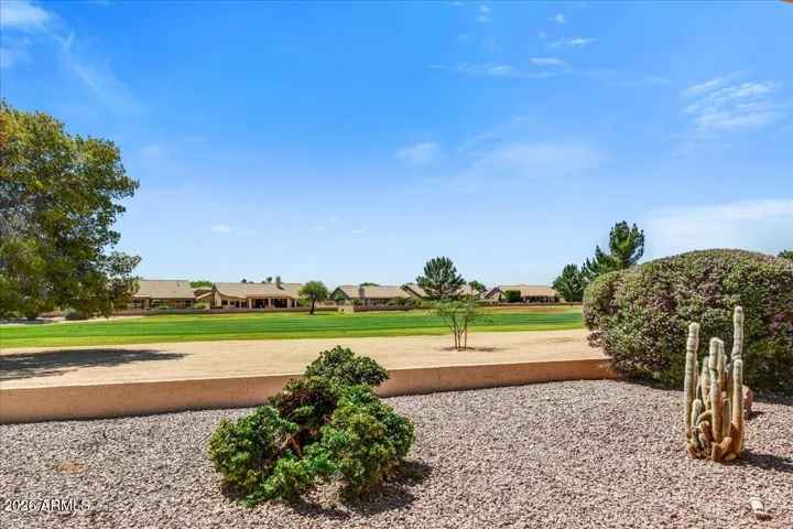 WOW, look at those unobstructed views!