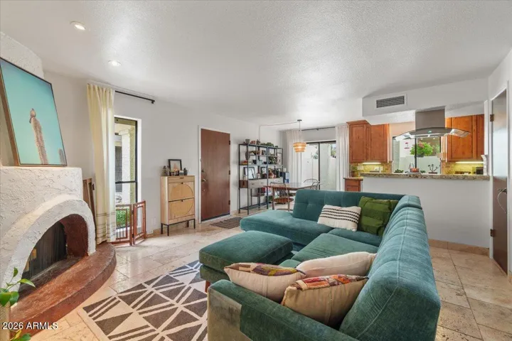 Light & bright floorplan