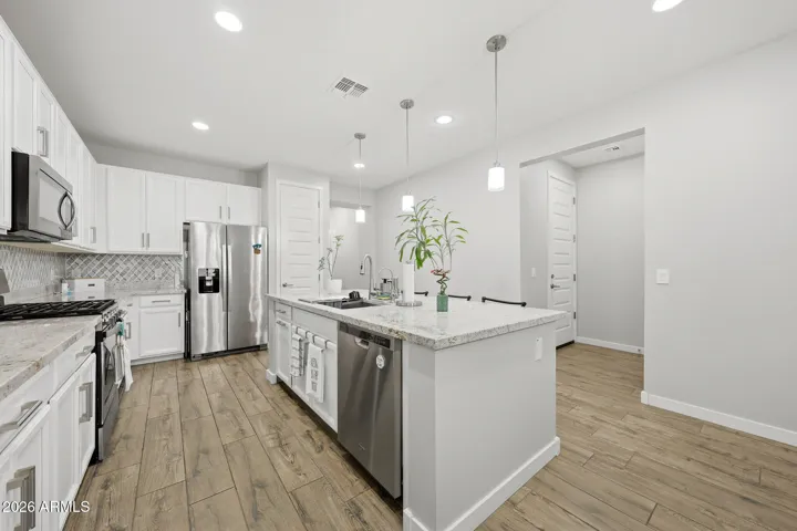 Refrigerator Conveys with Home.