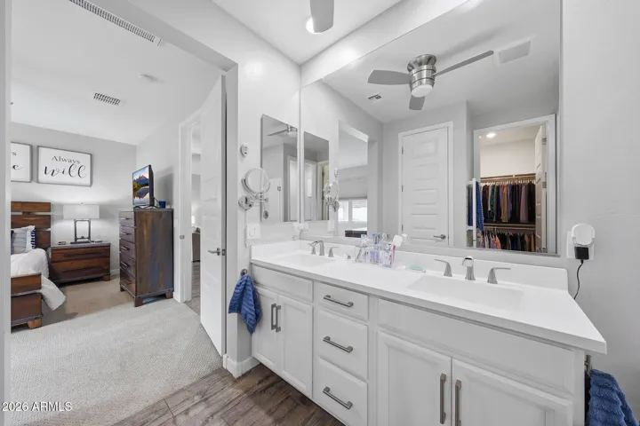 Dual Sinks