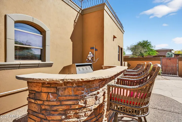Seating for six at the BBQ