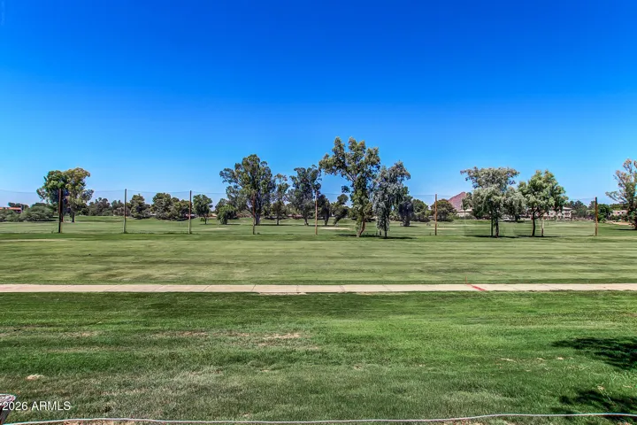 18 Hole Course, Golf Club, and Cafe.
