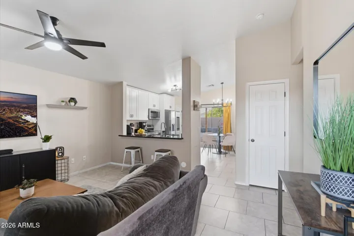with great casual dining set up