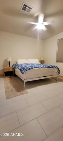 master bed room