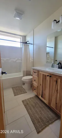 main house full bath