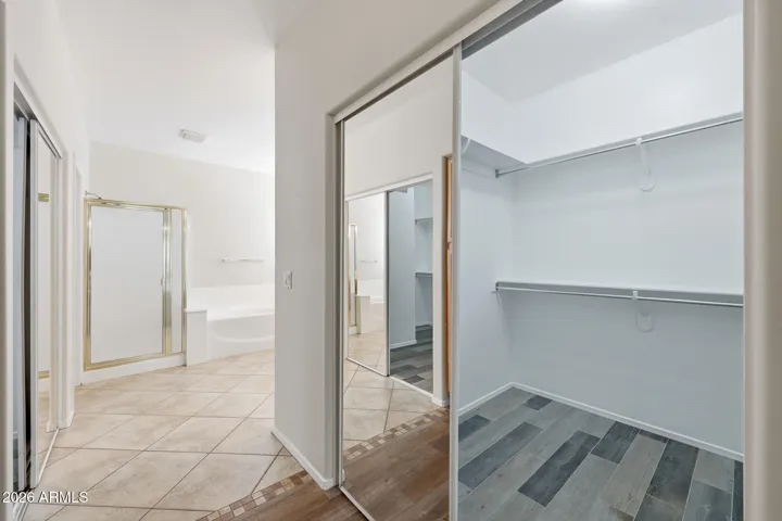 closet 1