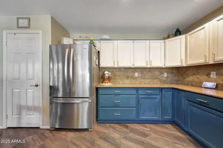 Kitchen pantry