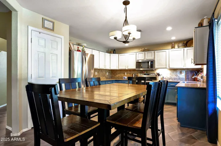 Breakfast nook