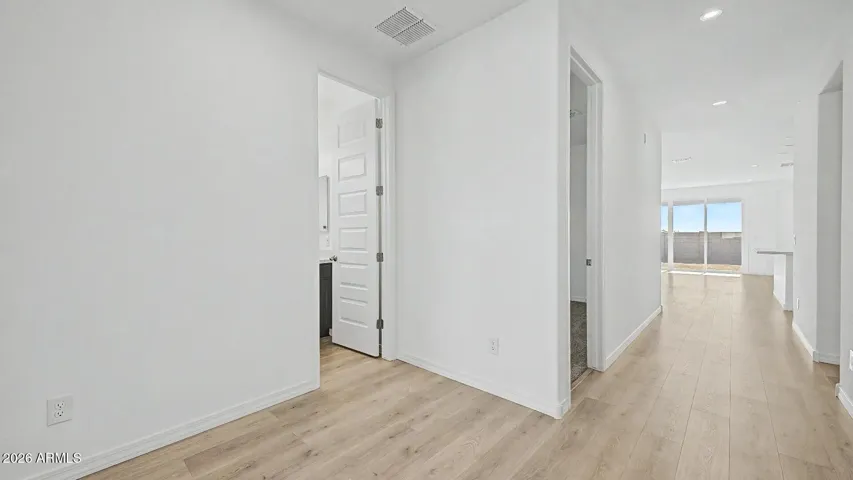 Beautiful Layout! Functional Layout