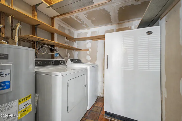 Walk in laundry room