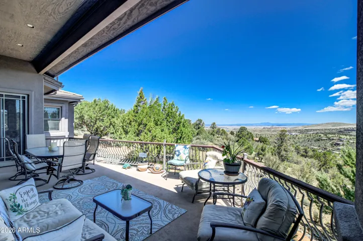 Perfect for hosting gatherings or simply enjoy the long distance views of lakes and mountain ranges