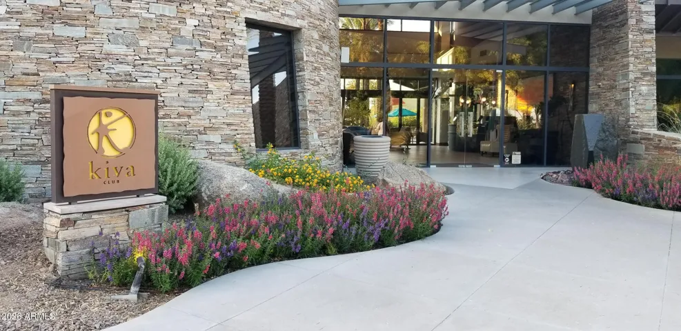 Kiva Clubhouse entrance