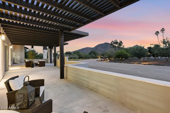 Sunset views of Camelback Mountain!